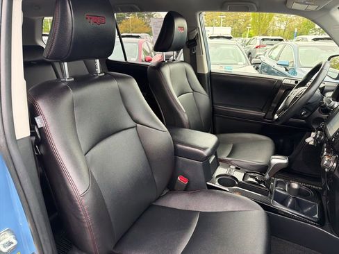 Certified 2018 Toyota 4Runner TRD Pro AWD/4WD image 11