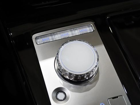 New 2025 Genesis G80 2.5T image 19