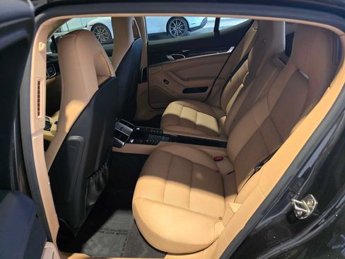 Used 2016 Porsche Panamera 4 AWD/4WD image 18