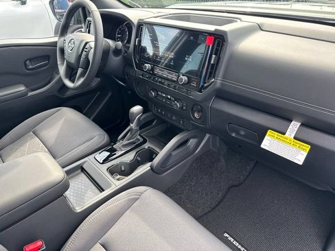 New 2026 Nissan Frontier SV w/ SV Convenience Package RWD image 18