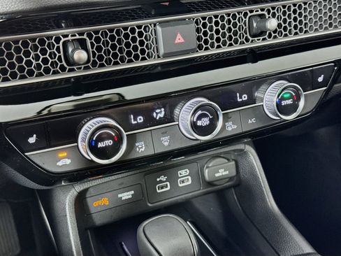 Certified 2024 Honda Civic Touring image 16