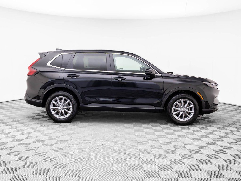 Used 2026 Honda CR-V EX image 8