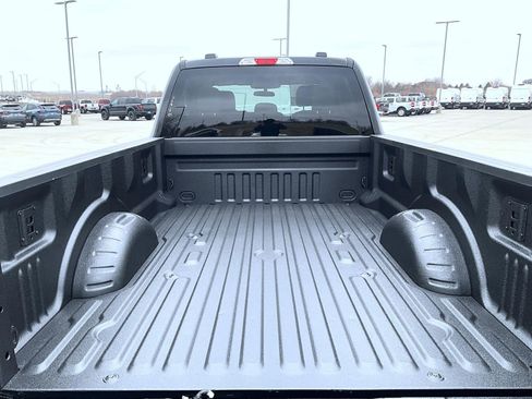 Used 2024 Ford F250 XLT image 23