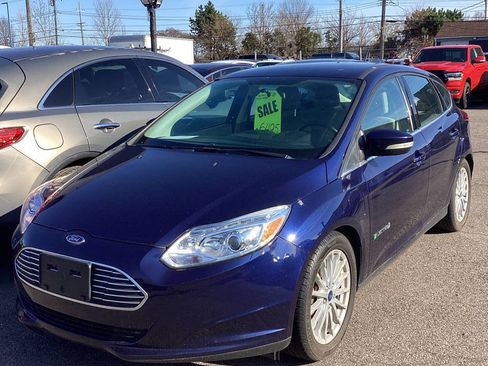 Used 2017 Ford Focus Electric Hatchback FWD image 37
