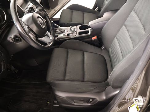 Used 2016 MAZDA CX-5 Touring w/ Bose/Moonroof Package FWD image 11