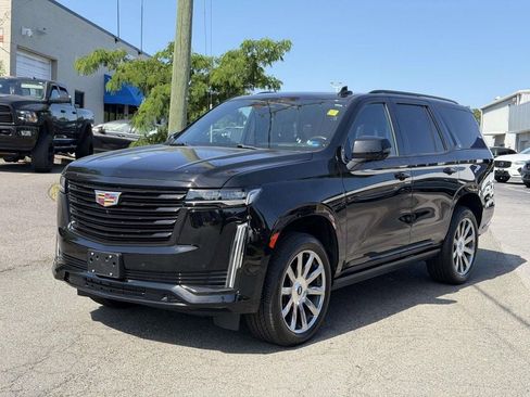 Used 2022 Cadillac Escalade Premium Luxury Platinum w/ Heavy-Duty Trailer Package AWD/4WD image 23
