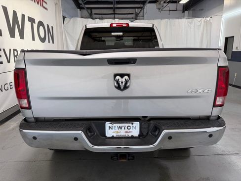 Used 2018 RAM 2500 Tradesman w/ Chrome Appearance Group AWD/4WD image 35