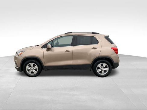 Used 2018 Chevrolet Trax LT image 3