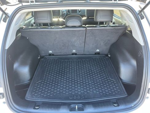 Used 2019 Jeep Compass Latitude w/ Popular Equipment Group image 27