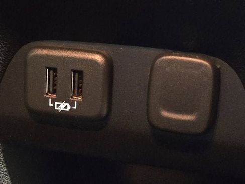 Used 2019 Chevrolet Colorado LT w/ LT Convenience Package image 9