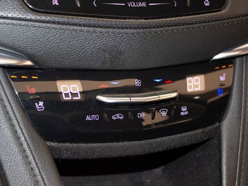 Used 2018 Cadillac XT5 Premium Luxury image 31