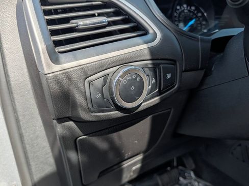 Used 2024 Ford Edge SEL image 25