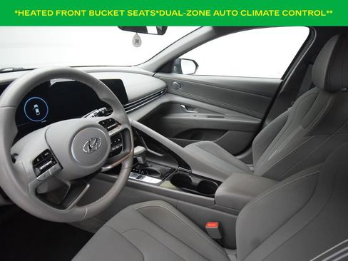 Used 2023 Hyundai Elantra SEL w/ Convenience Package FWD image 11