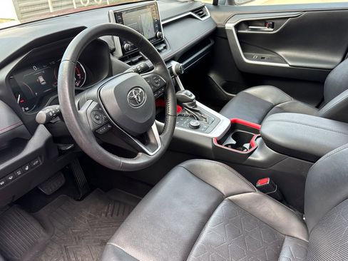 Used 2021 Toyota RAV4 TRD Off-Road image 10