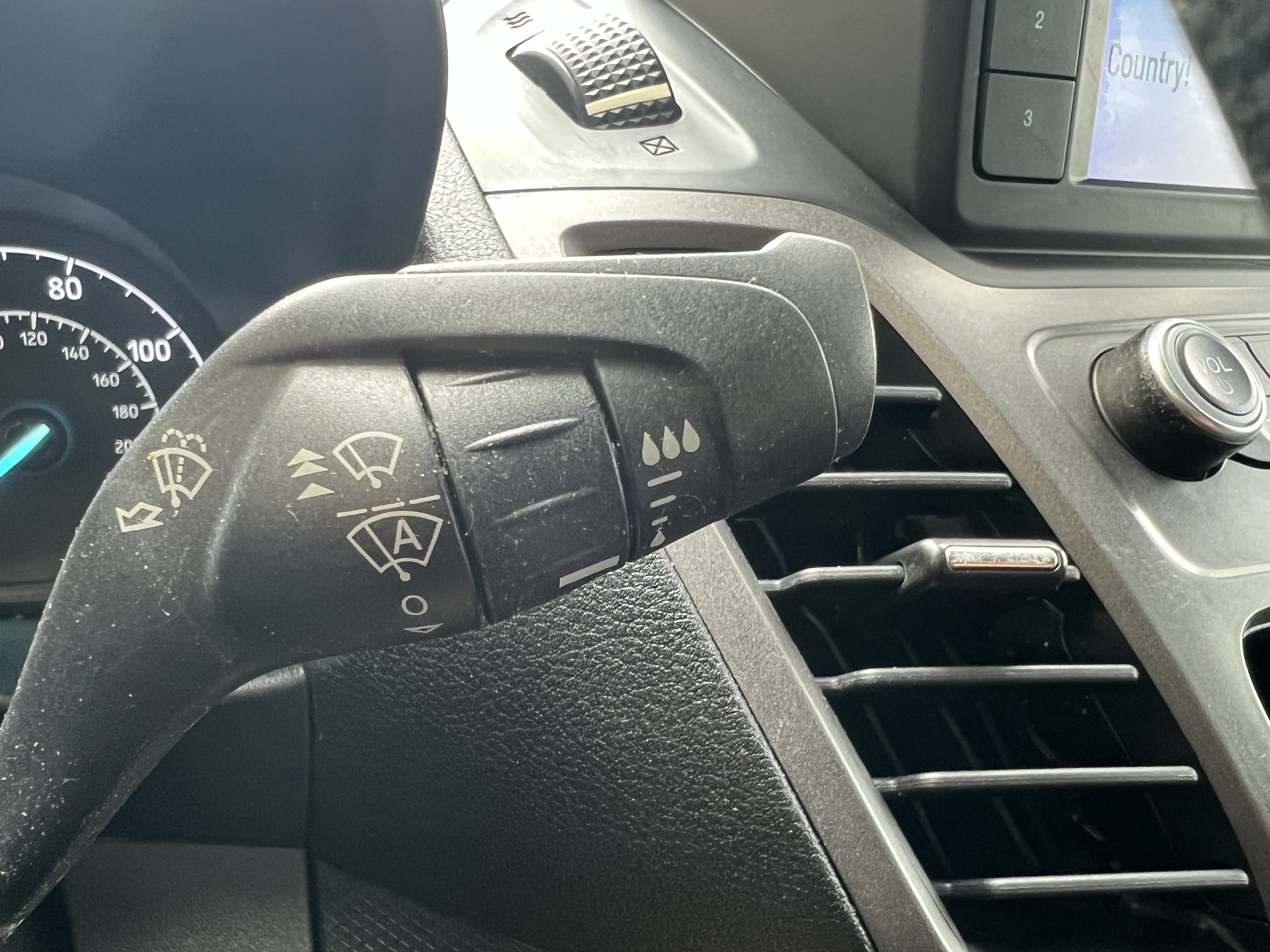 Used 2020 Ford Transit Connect XL FWD image 34
