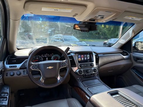 Used 2017 Chevrolet Suburban Premier image 55