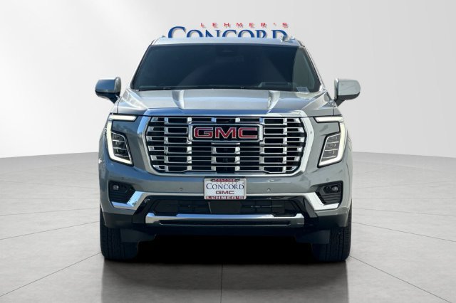Used 2026 GMC Yukon XL Denali w/ Sun & Power Step Package AWD/4WD image 9