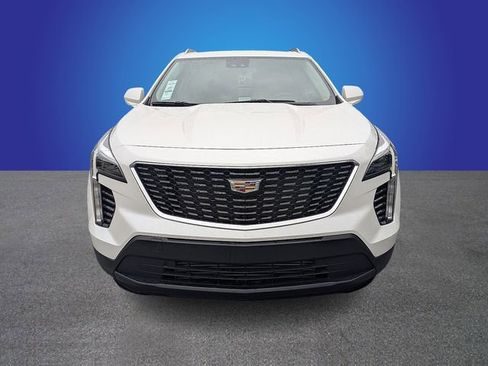 Certified 2023 Cadillac XT4 Luxury FWD image 8