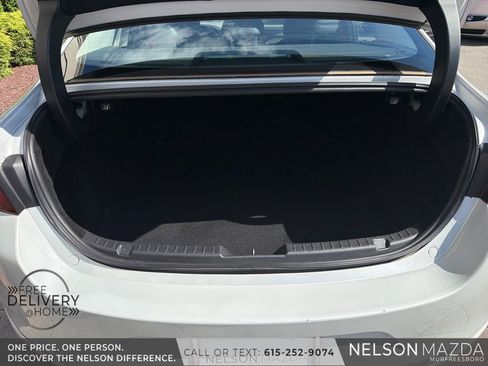 Used 2024 MAZDA MAZDA3 s FWD image 28