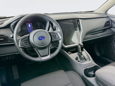 Used 2025 Subaru Outback Premium image 17