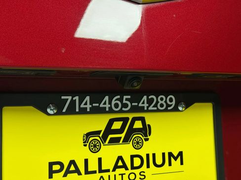 Used 2015 Cadillac Escalade ESV Premium image 12