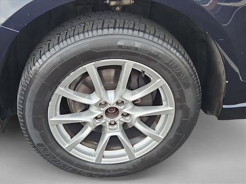 Used 2011 Audi Q5 2.0T Premium image 23