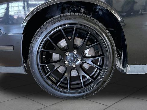 Used 2009 Dodge Challenger R/T RWD image 10