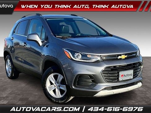 Used 2019 Chevrolet Trax LT w/ LT Convenience Package image 1