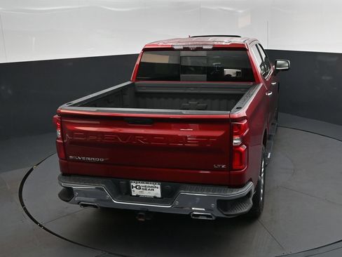 Used 2021 Chevrolet Silverado 1500 LTZ w/ LTZ Premium Package AWD/4WD image 36