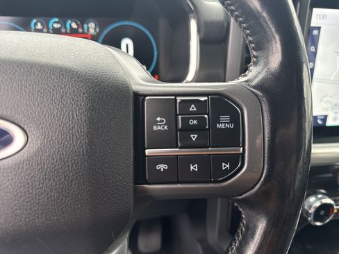 Used 2022 Ford F150 Lariat w/ Equipment Group 502A High image 34