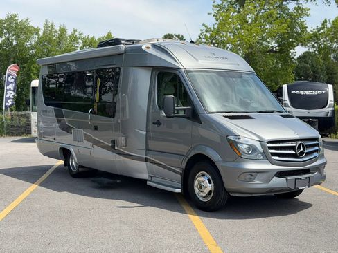 Used 2015 Mercedes-Benz Sprinter 3500 image 1