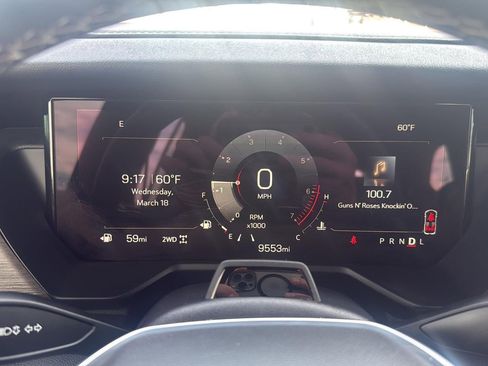 Used 2024 GMC Acadia Denali w/ Super Cruise Package image 15