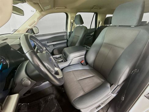 Used 2023 Ford Expedition Max XL RWD image 2