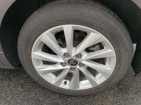 Certified 2023 Toyota Camry LE image 32