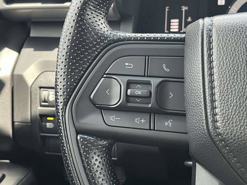 Used 2024 Toyota Tacoma SR w/ SR Upgrade Package AWD/4WD image 25
