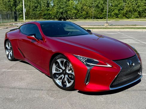 Used 2018 Lexus LC 500 Coupe w/ Sport Package RWD image 1