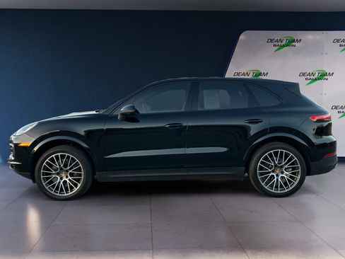 Used 2021 Porsche Cayenne image 5