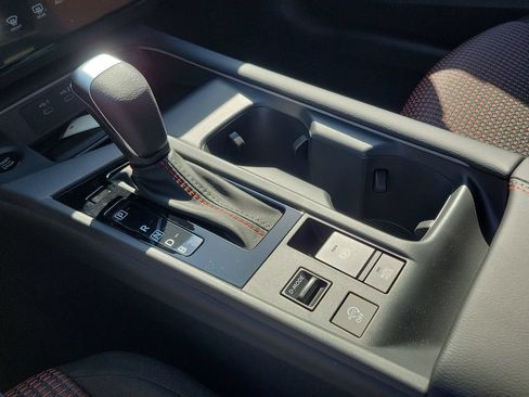 New 2026 Nissan Sentra SR w/ Floor Mat Package FWD image 10