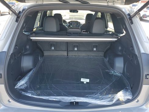 New 2025 Subaru Forester Limited image 8