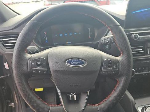 Used 2025 Ford Escape ST-Line image 5