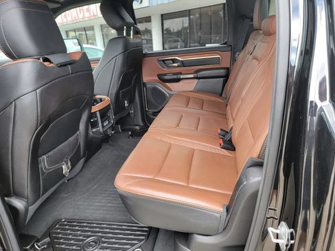 Used 2022 RAM 1500 Limited AWD/4WD image 12