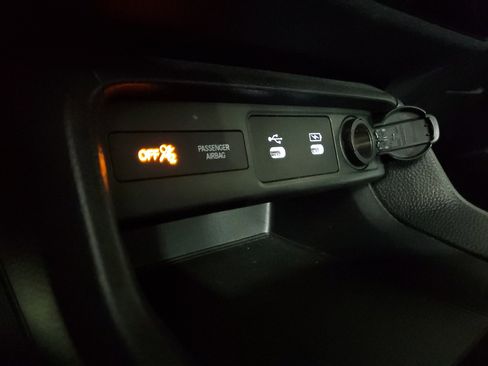 Used 2025 Honda Civic Sport image 30