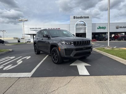 New 2026 Jeep Grand Cherokee Altitude