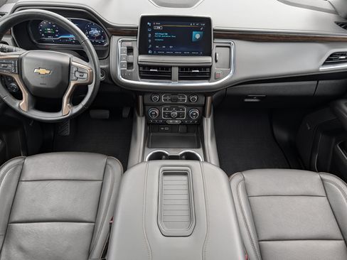 Used 2023 Chevrolet Suburban High Country w/ LPO, Illumination Package AWD/4WD image 10