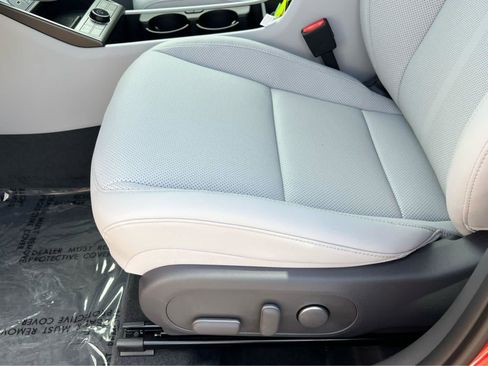 New 2026 Hyundai Kona SEL Premium AWD/4WD image 29
