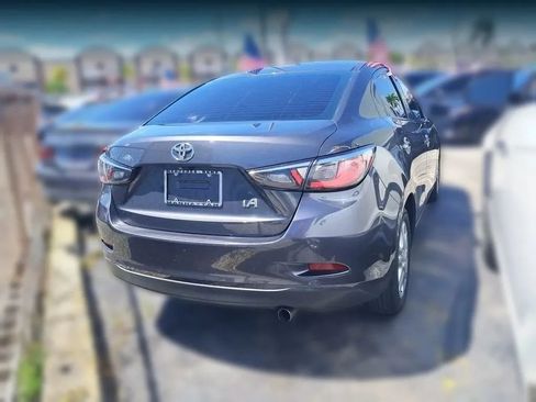 Used 2018 Toyota Yaris iA image 48