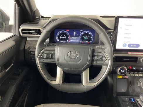 Used 2025 Toyota Tacoma Limited image 13