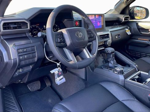 New 2025 Toyota Tacoma TRD Off-Road image 8