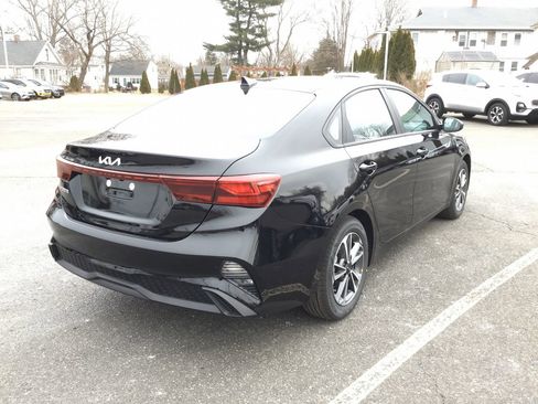 Certified 2023 Kia Forte LXS image 8