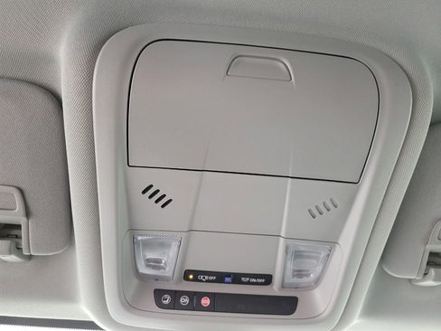 Certified 2024 Chevrolet Equinox LT image 18